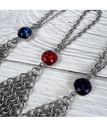 Chainmail and rhinestone ring bracelet hand chain, stainless steel, red, blue or purple le concept de la Pate a emporter 