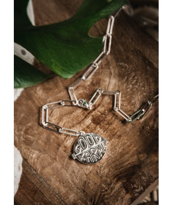 Collier cravate - Good Karma - Argent Voir les baskets